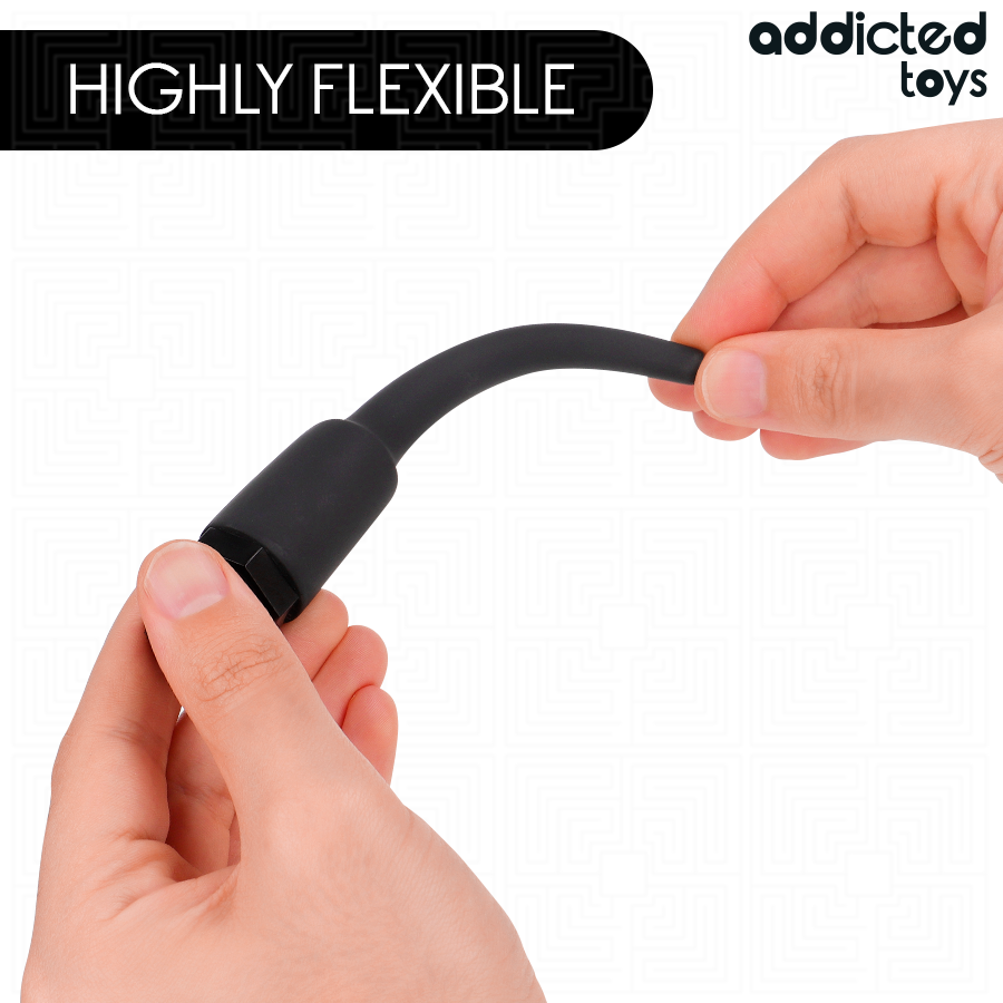 ADDICTED TOYS - NETTOYANT ANAL AVEC ADAPTATEUR UNIVERSEL MODÈLE 1